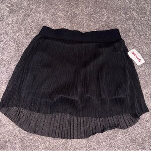 NWT Kyodan Black Sheer Pleated Skort